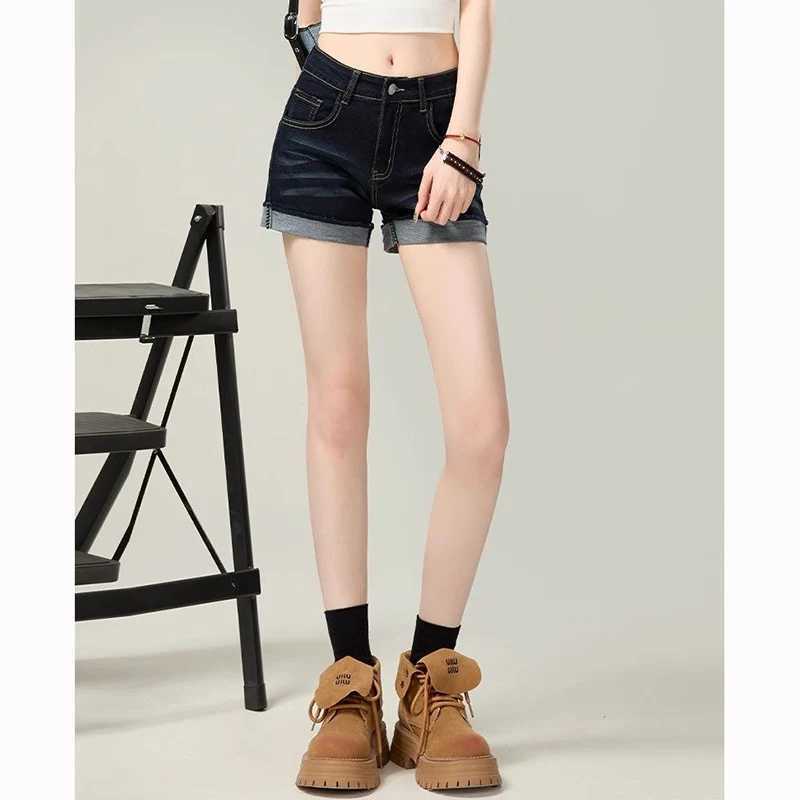 2026 Summer Women Retro Designer Hot Shorts Girls Chic Skinny Thin Denim Pants Lady Casual Fashion High Waist Short Jeans M260319