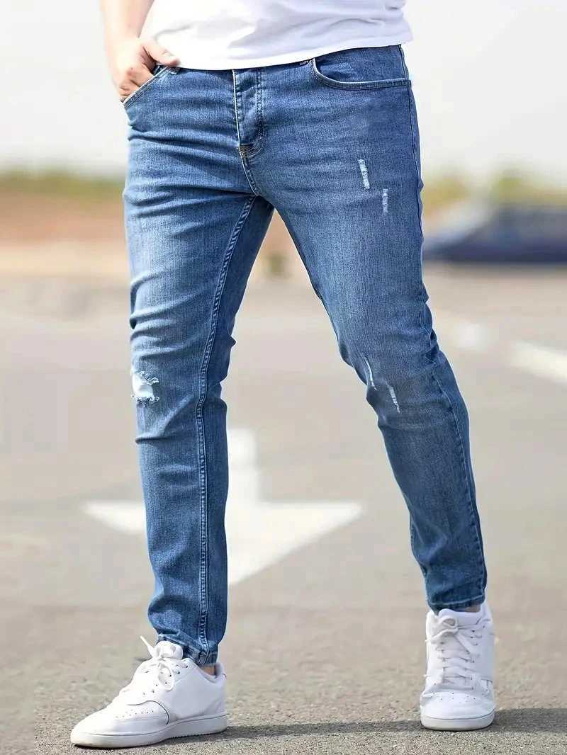 Mens American Retro Hole-Punched Stretch Slim Fit Jeans Zipper Casual Streetwear Denim Pants Classic Black Blue Skinny Trousers M260319