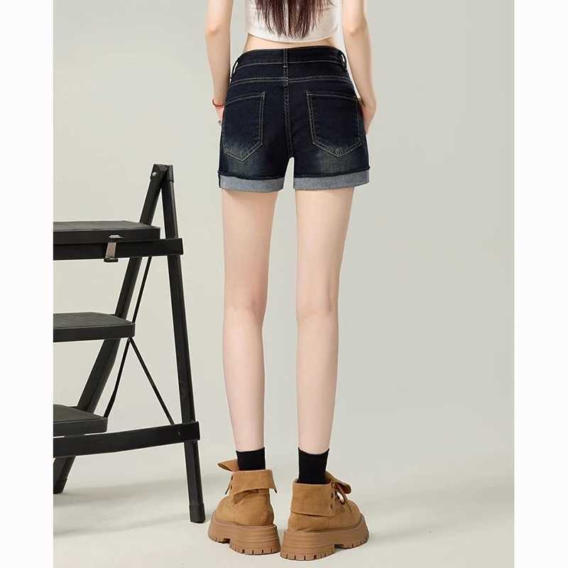 2026 Summer Women Retro Designer Hot Shorts Girls Chic Skinny Thin Denim Pants Lady Casual Fashion High Waist Short Jeans M260319