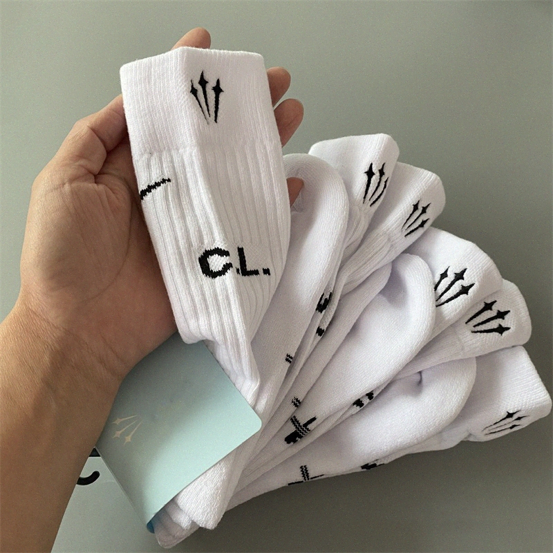 niki socks Soft Cotton Mens NOCTA Crew Socks Print Letter Graphic Breathable Sweat Absorbent Casual Streetwear Socks Sports socks p9R5#