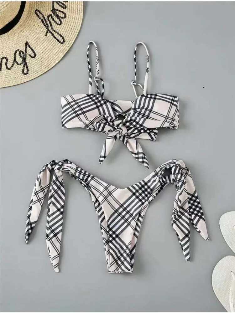 2025 New Vintage Plaid Print 2 Piece Swimsuit for Women Knot Lace-up Push Up Suspender Backless Bikini Set Beach Bathing SuitT260318