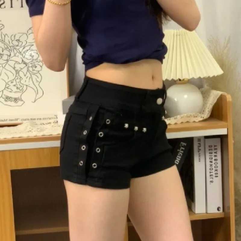 Y2K Womens Jeans Retro American Black Short Denim Pants High Waist Detail Slimming Butt Hugging Hot Summer Fashion pants M260319