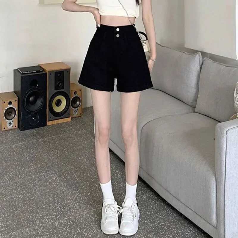 Classic Hot Sale Summer Lady High Waist Thin Jeans Girls Ins Designer A-line Denim Shorts Lady Comfortable Short Jeans M260319