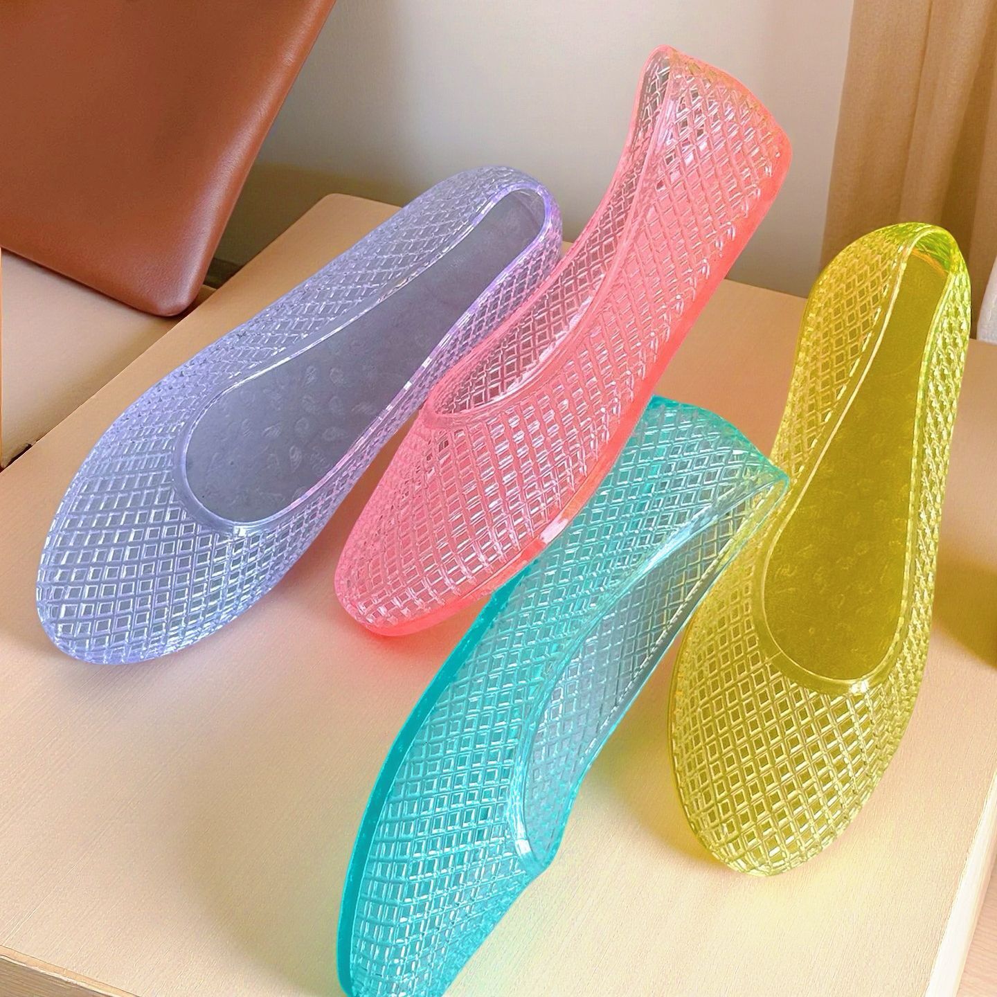 Korean transparent crystal sandals, fairy summer vacation slip-on flat shoes, hollow jelly shoes for women, breathable ddmysaturn