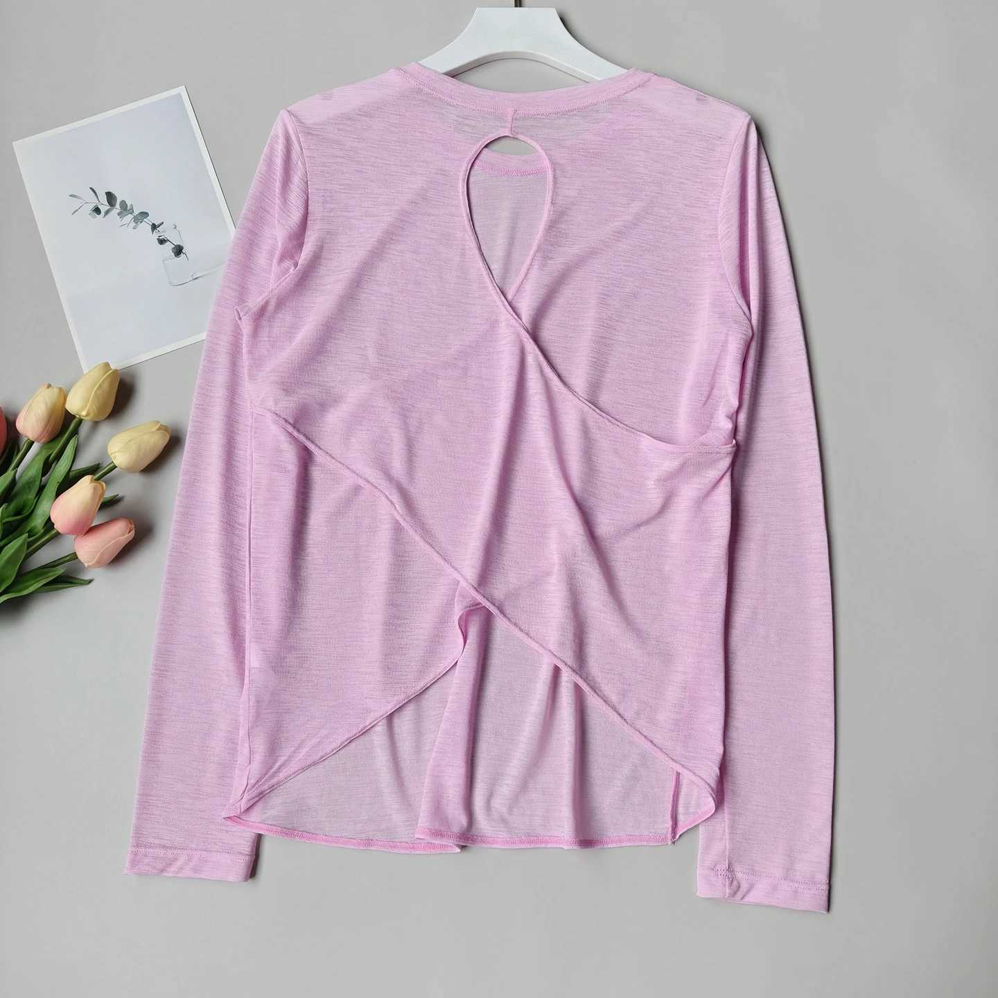 Women Backless Loose Yoga T-shirts Summer Round Collar Long Sleeve Fitness Breathable Sporty Yoga Tshirt Tops Female Sportswear Z20260319