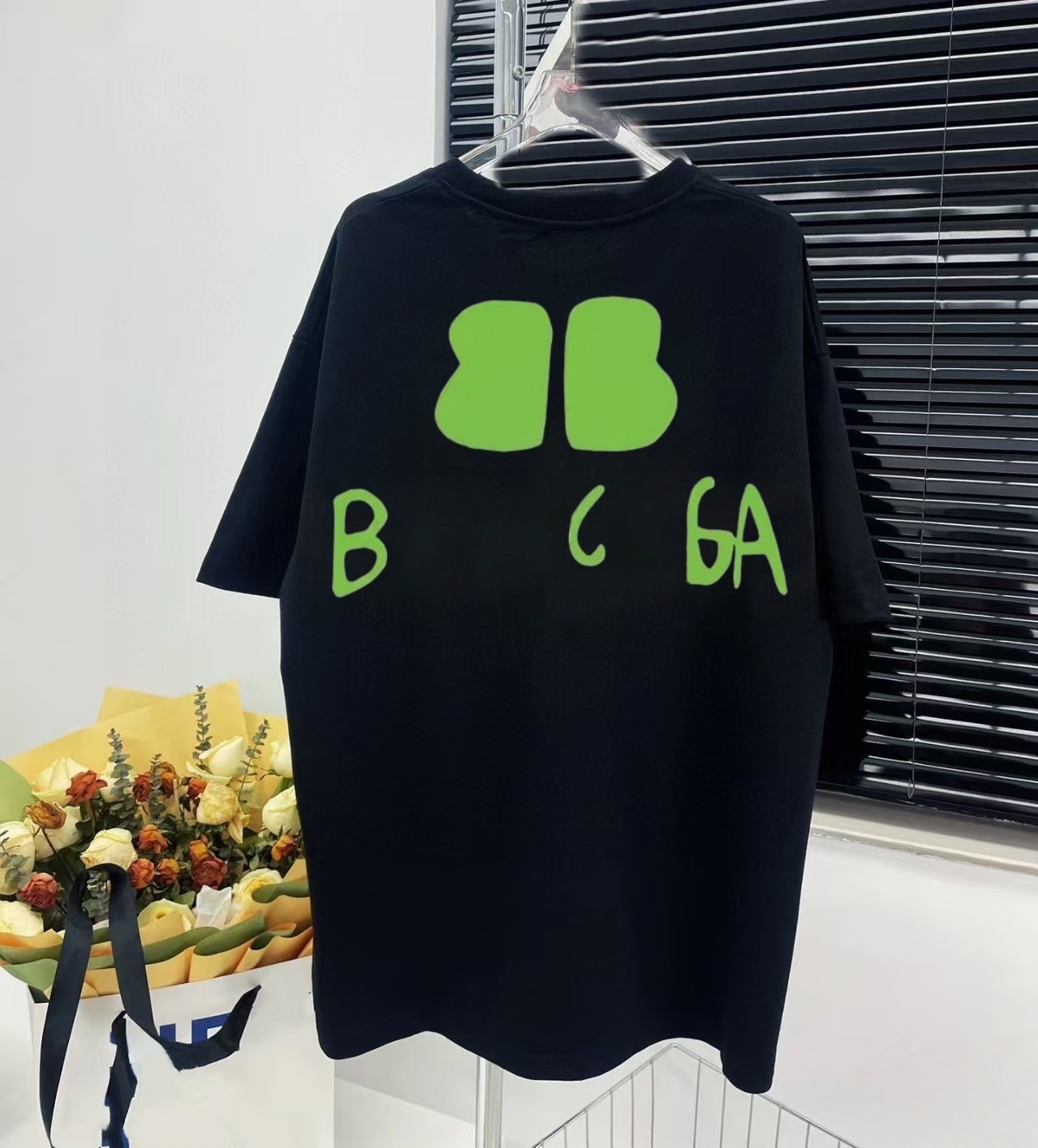 Mens designer t shirt womens tshirt fashion tshirts top oversized shirts men's women's T-Shirts classic letter print trendy summer short sleeved tshirt designer shirt