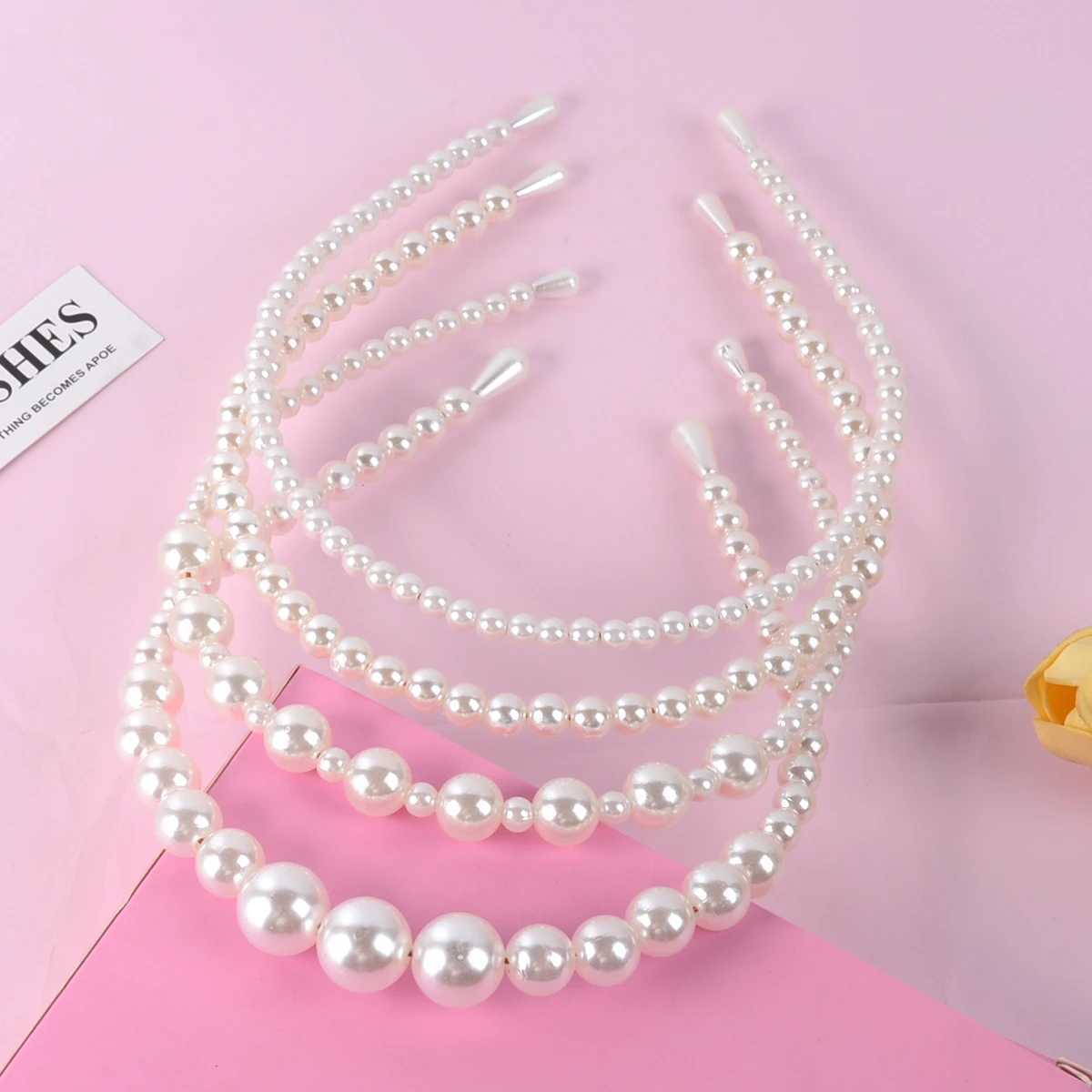 4-Piece Set of Fashionable and Simple Fairy-Like Pearl Headbands Versatile Hair Accessories for Women Suitable for Daily Casual Wear and Dress Outfits