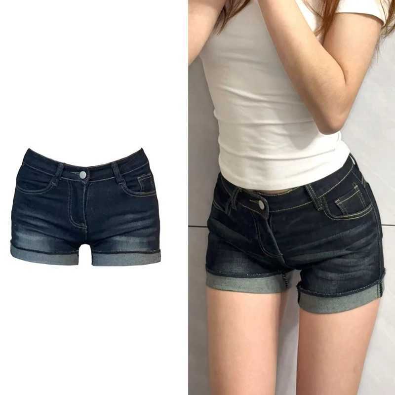 2026 Summer Women Retro Designer Hot Shorts Girls Chic Skinny Thin Denim Pants Lady Casual Fashion High Waist Short Jeans M260319