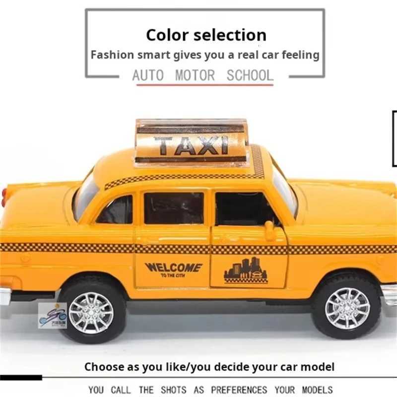 1/32 Diecast Retro Taxi Alloy Car Toy with Light Sound Collectible Mini Model Vehicle Gift for Boys Girls Kids Y260319