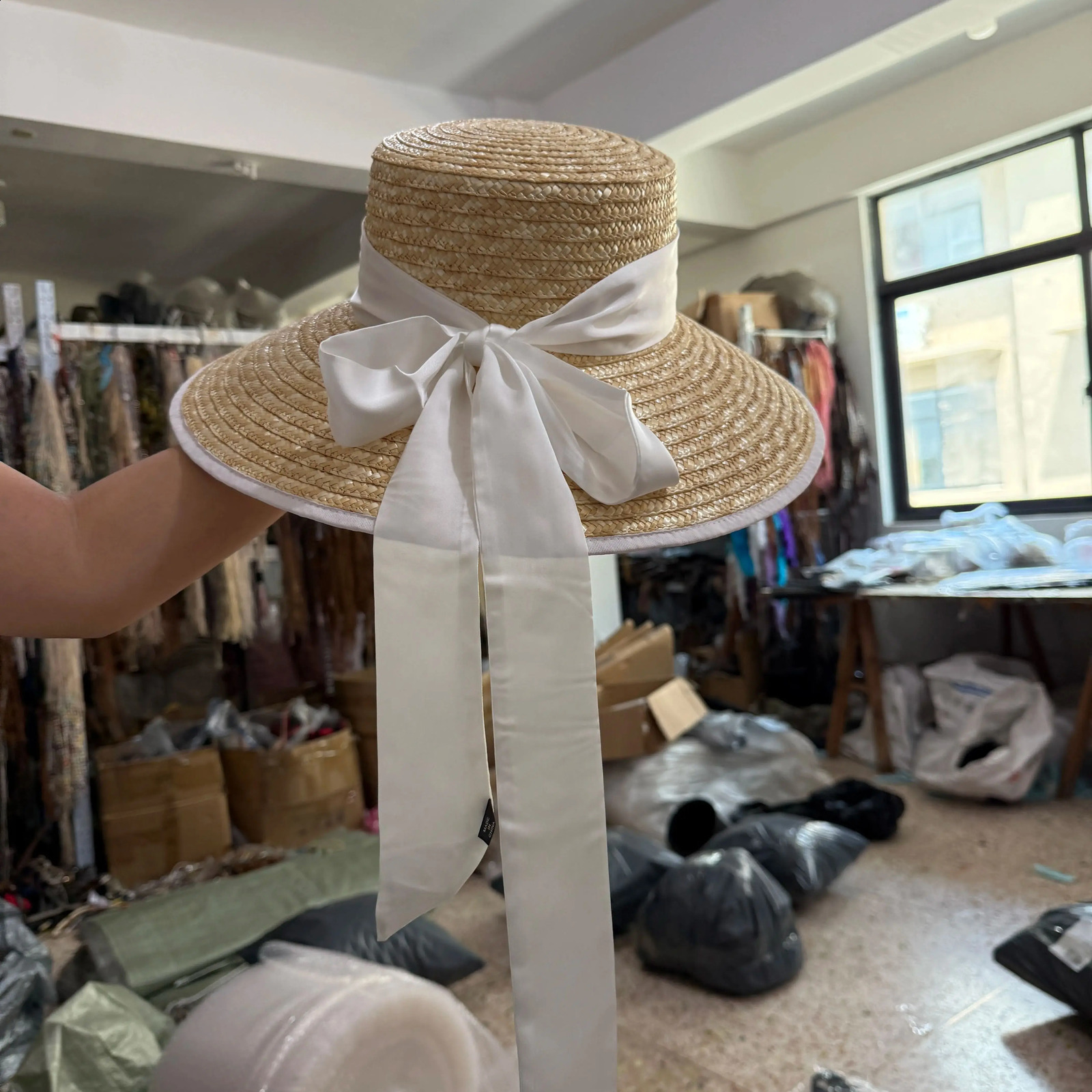 Straw summer hat French elegant ladies seaside travel sun hat Hepburn style wide brim hat 260318