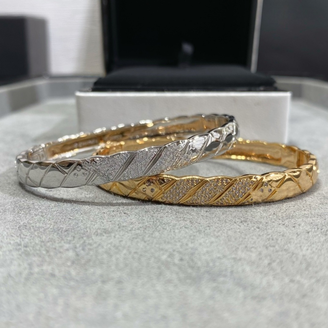 Luxury Bracelet Designer for Women Bracelet Diamond Jewelry Charm Trendy Fashion Jewlery Designer for Women with Box