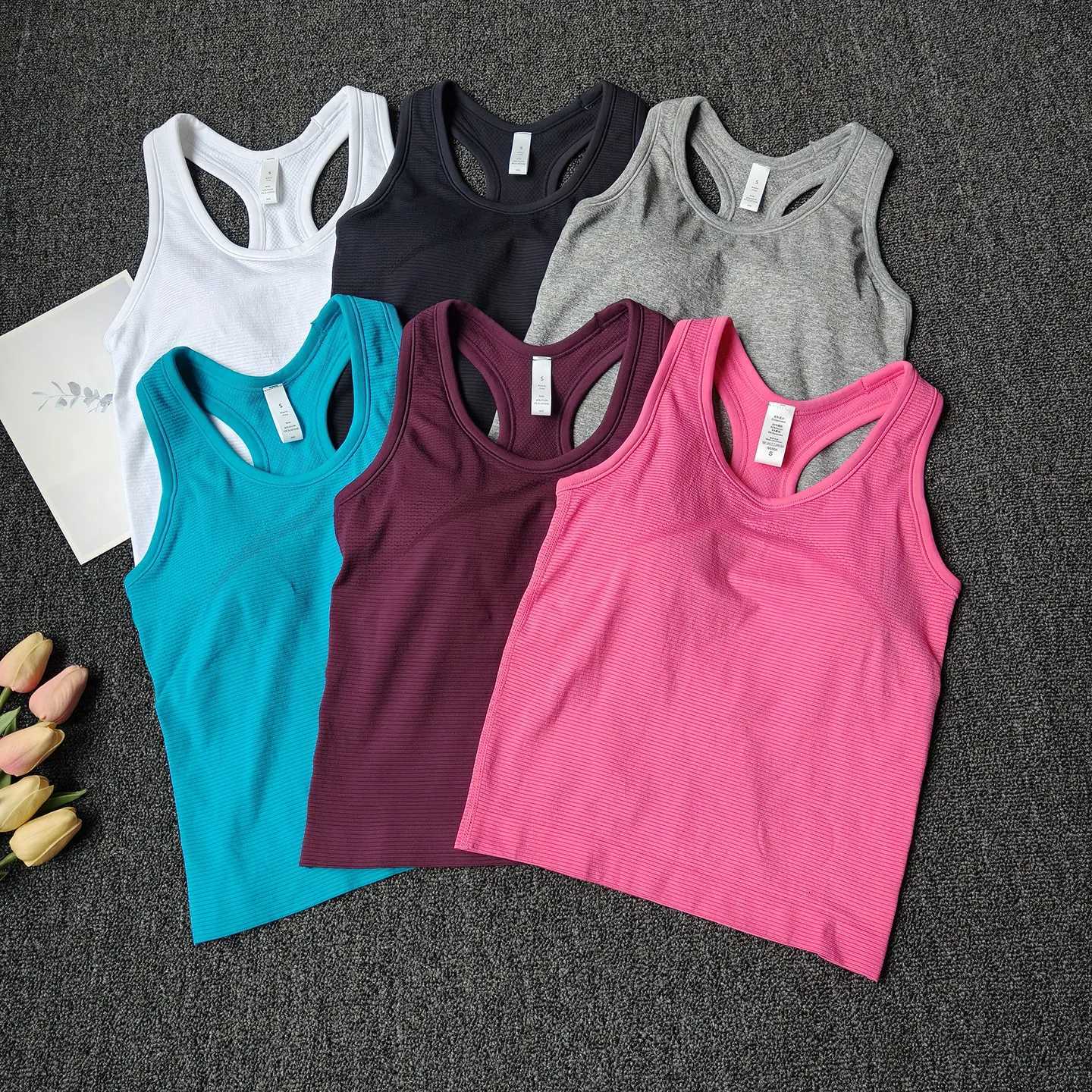 Womens Threaded Sports Vest with Chest Pads Running Fitness Yoga Top Pilates Sports Top Z20260319