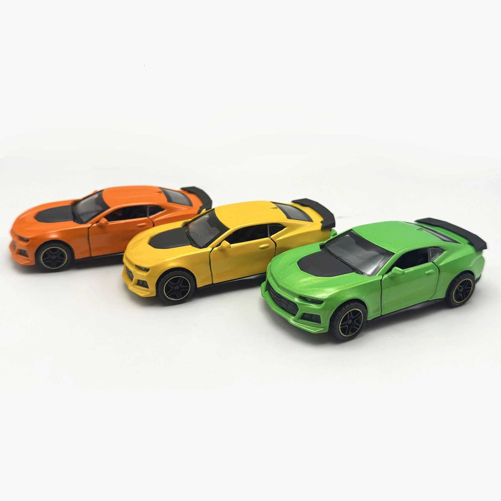 Die-Cast Alloy Racing Car Model Ideal Gift for Auto Enthusiasts Home Decor Accent Boys Room Decor Racing Style Model Y260319