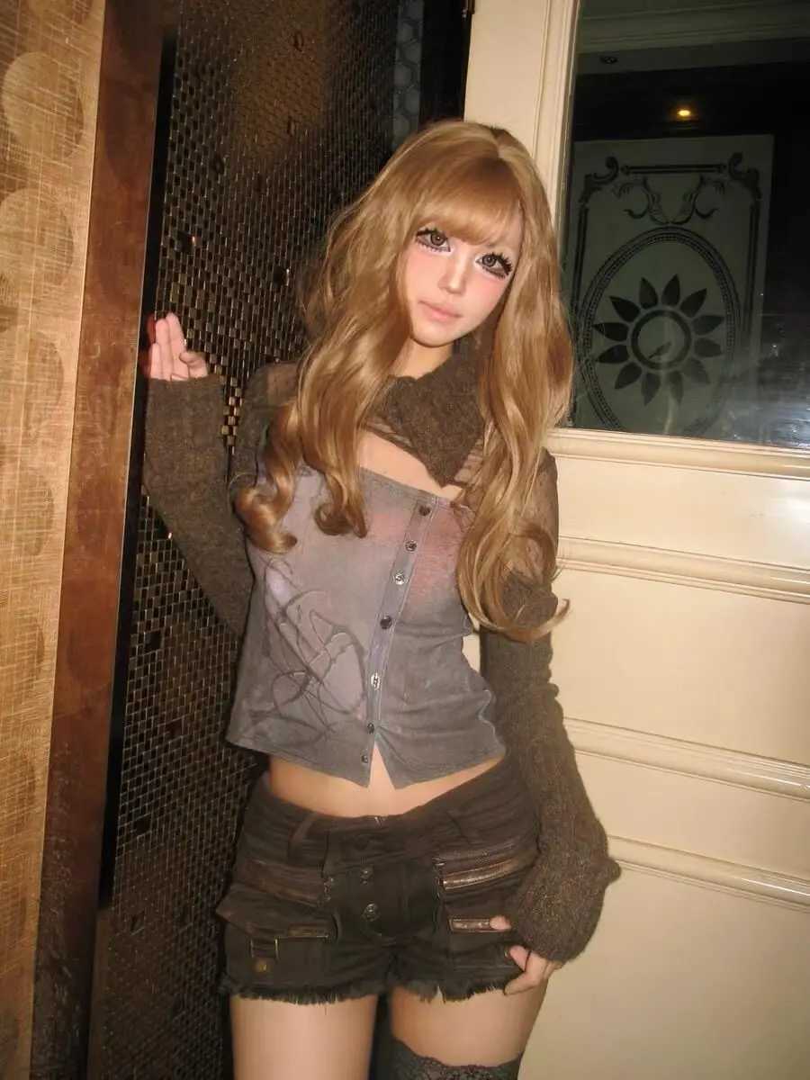 American Spice Multi-PoCKet Denim Shorts Womens New Low Waist Hips A-Word Y2k Hot Pants M260319