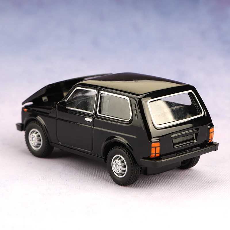 1/43 boxed Russian retro car model die-cast metal exquisite and compact pocket car beautiful collectible home decoration Y260319