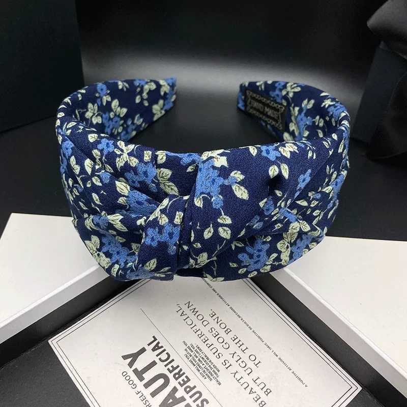 High crown fashion floral hairpin headband womens new style hair tie headwear wide edge pressed hair face washing headband H260319