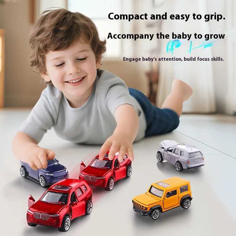160 scale three-door alloy pull-back racing car model classic car shape room desktop ornament collectible car model gift Y260319