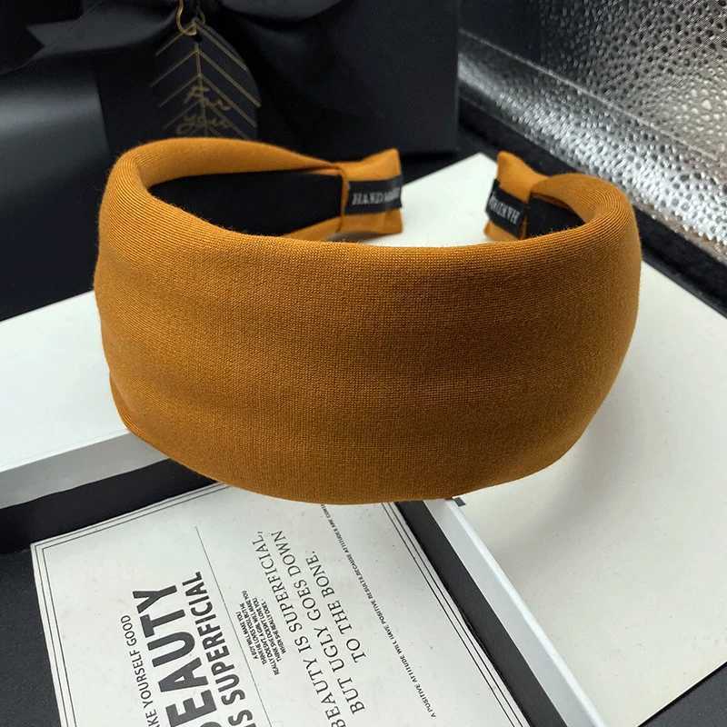 Hairband headband for women fashionable and stylish suitable for going out with hair accessories and wide edges for headband H260319