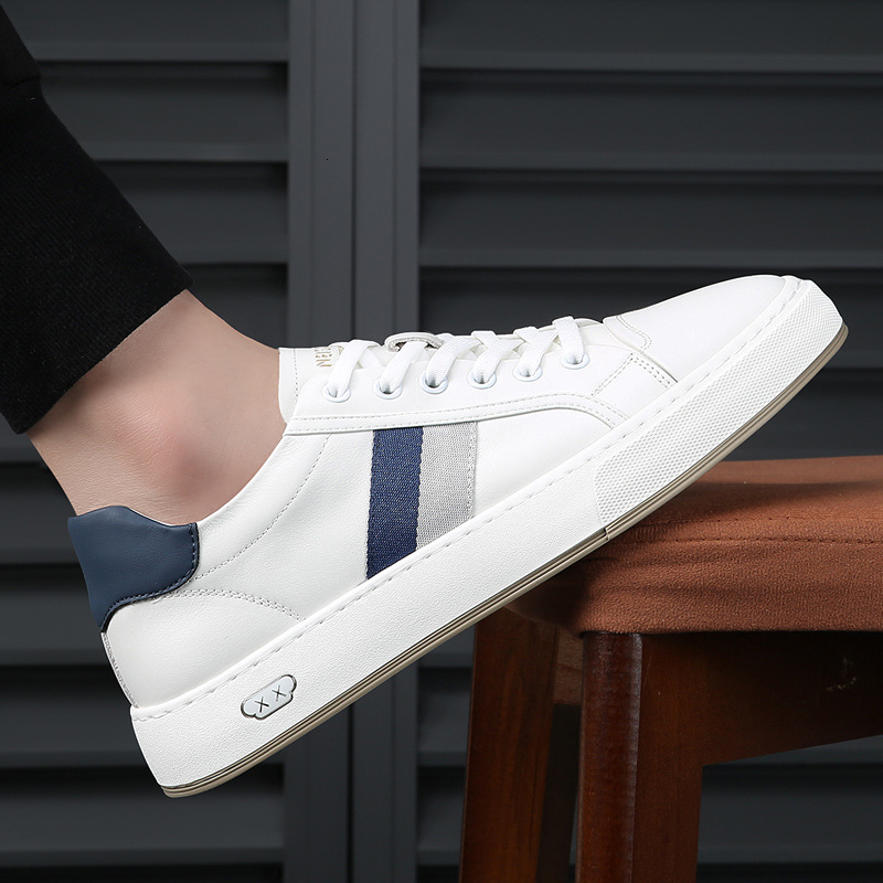 2025 Summer New Genuine Leather Breathable White Sneakers Men's Low-top Flat Versatile Sports Casual Shoes Trendy ddmysaturn