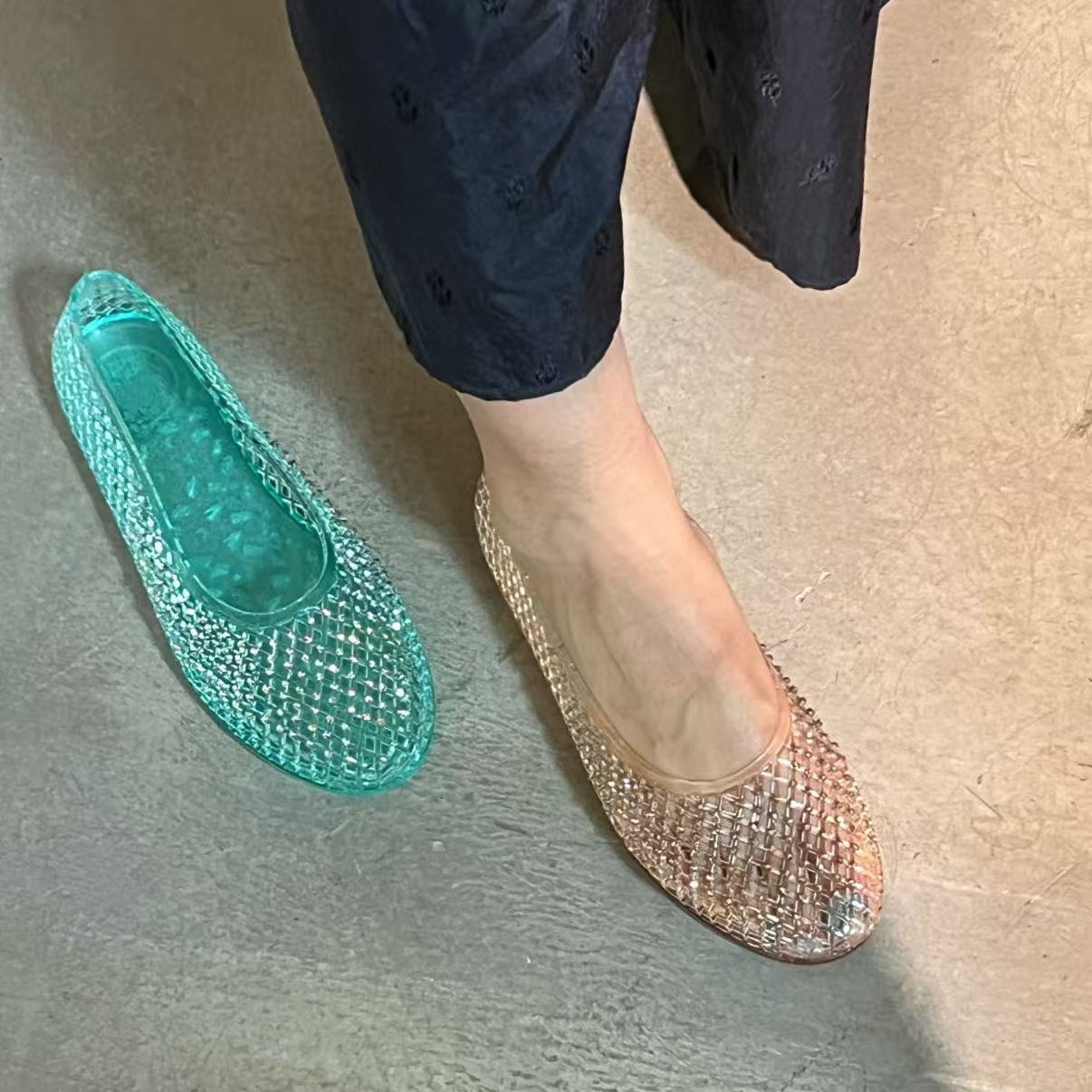 Korean transparent crystal sandals, fairy summer vacation slip-on flat shoes, hollow jelly shoes for women, breathable ddmysaturn
