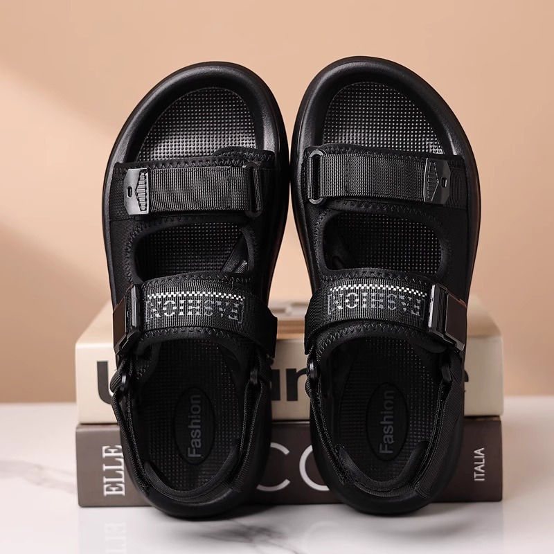 Sandals Man 2026 Summer New Style Casual Thick Topped Tower Sport Driving Outerwear Beach Shoes Men Hollowed Out Sandals