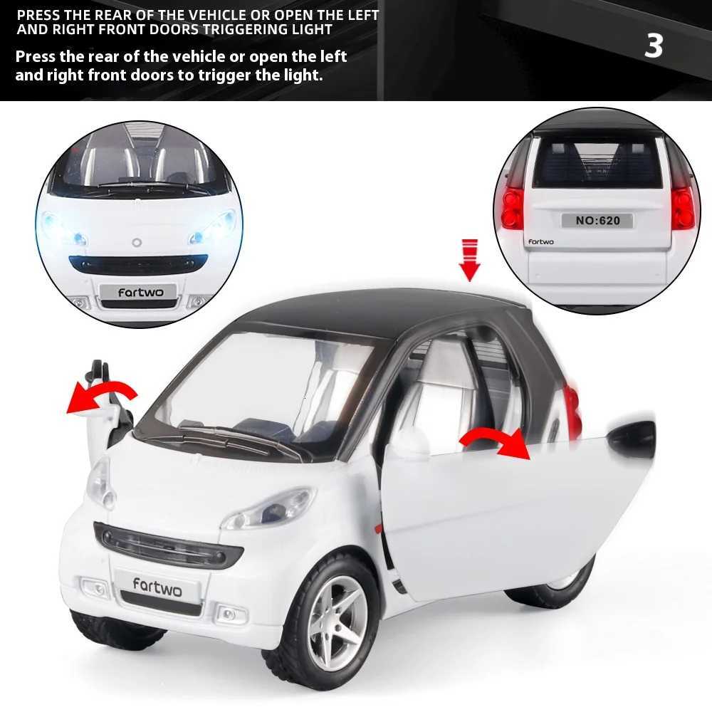 132 Mini Version Smart Alloy Childrens Toy Car Boy Cute Car Model With Simulated Sound and Light Door Opening Y260319