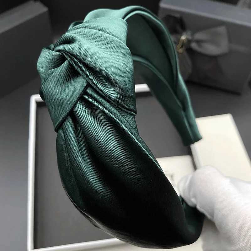 Luxury Dark Green Velvet Hair Clip Headband for Women High-End High Crown Hair Tie Headwear Pressed Hair Wash Band H260319