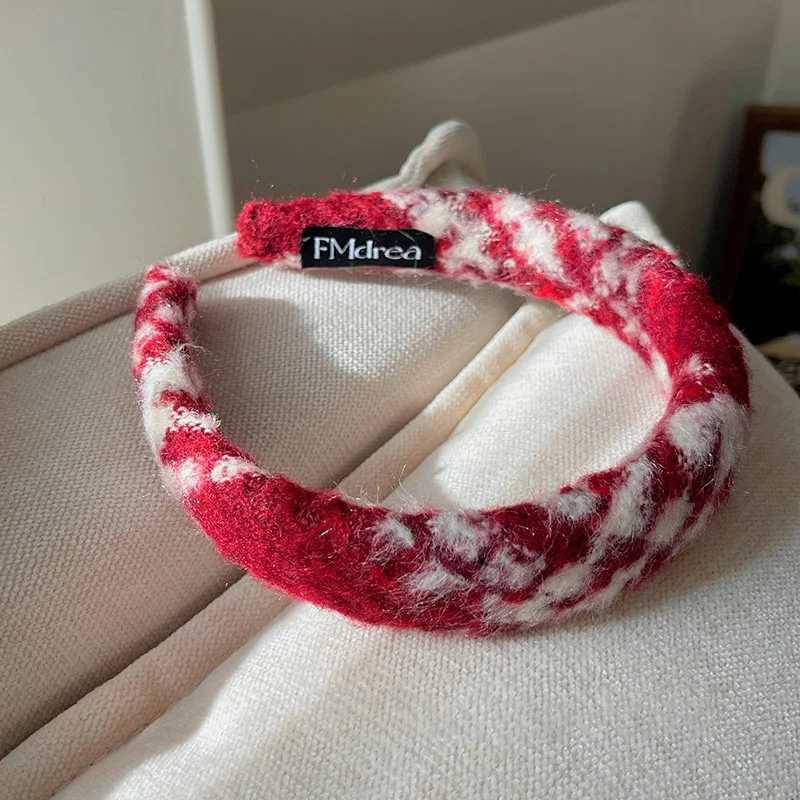 Pretty Merry Christmas Woman Red Wool Knitting Thick Sponge Padded Hairbands for Lady Girls Casual Party Holiday Headband H260319
