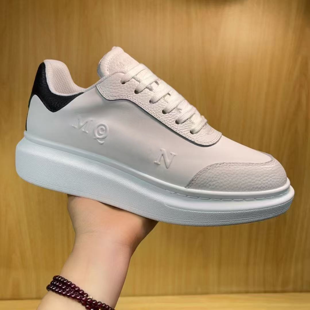2026SS Luxury designer Casual shoes high quality white leather sneakers and black heel details thick men and women with the same pair of casual shoes