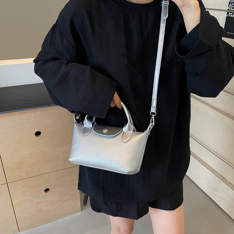 2026 Luxury Premium Color Contrasting Women's Handbag Fashion Simple PU Soft Leather Mini Single Shoulder Crossbody Bag New Fashion Western Style