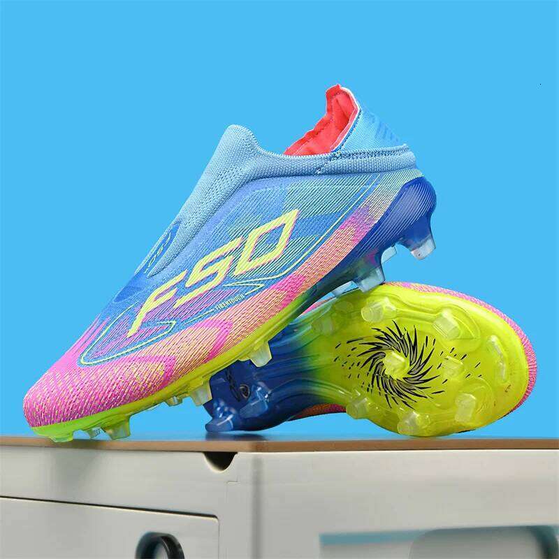 New Men Soccer Shoes Match Indoor Hot-selling Outdoor Football Boots Grass Cleats High-top Futsal Sneakers Non-Slip High-quality 26Y0318