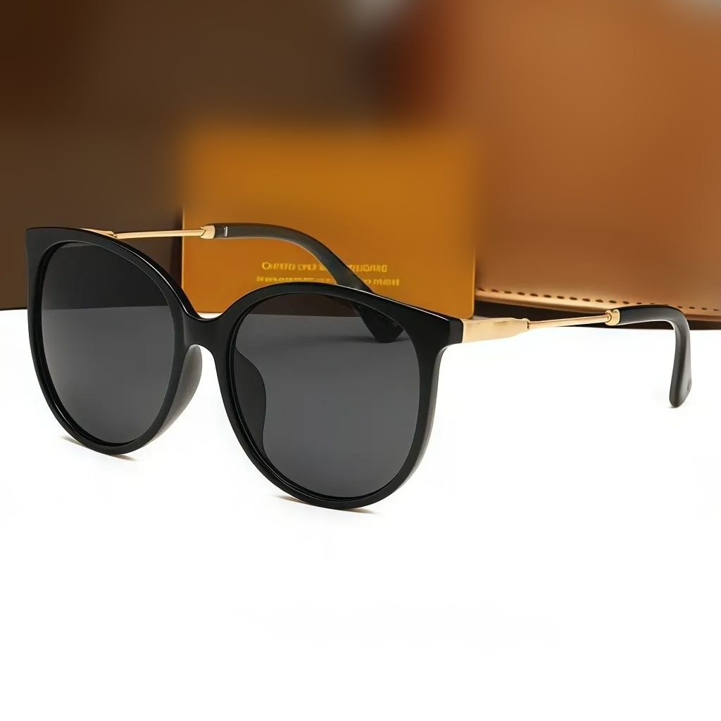 YQ 1719 Designer Brand Sunglasses Men Women Eyeglasses Outdoor Shades PC Frame Fashion Classic Lady Sun glasses Mirrors for Womens