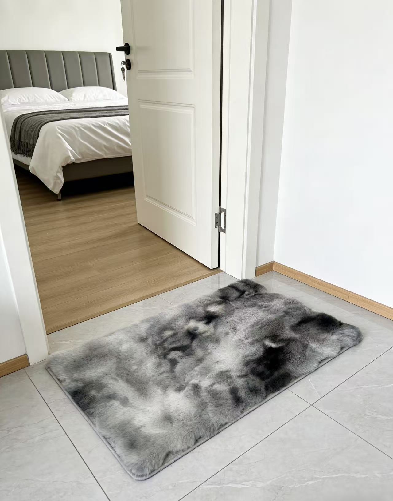 Chic Animal Print Indoor Rugs with Cushy Texture & Durable Construction - view 4