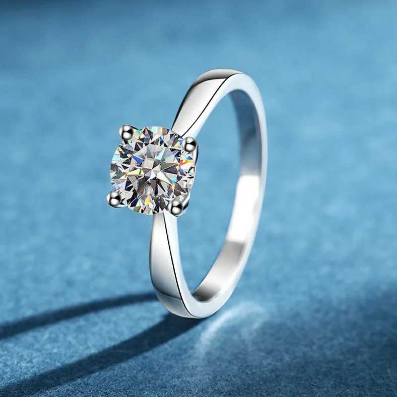 Womens Exquisite 1 Moissanite Ring PT950 Platinum Prong Plain Band Ring for Friend Gift Selection H260320 - view 4