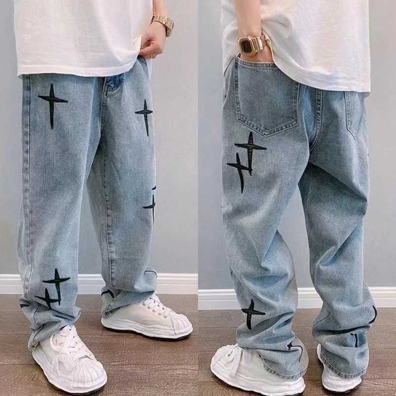2024 Men Chic Cross Star Sticker Embroidery Denim Pants Male Ins Trend Brand Casual Denim Trousers Baggy Wide Leg Designer Jeans D260320