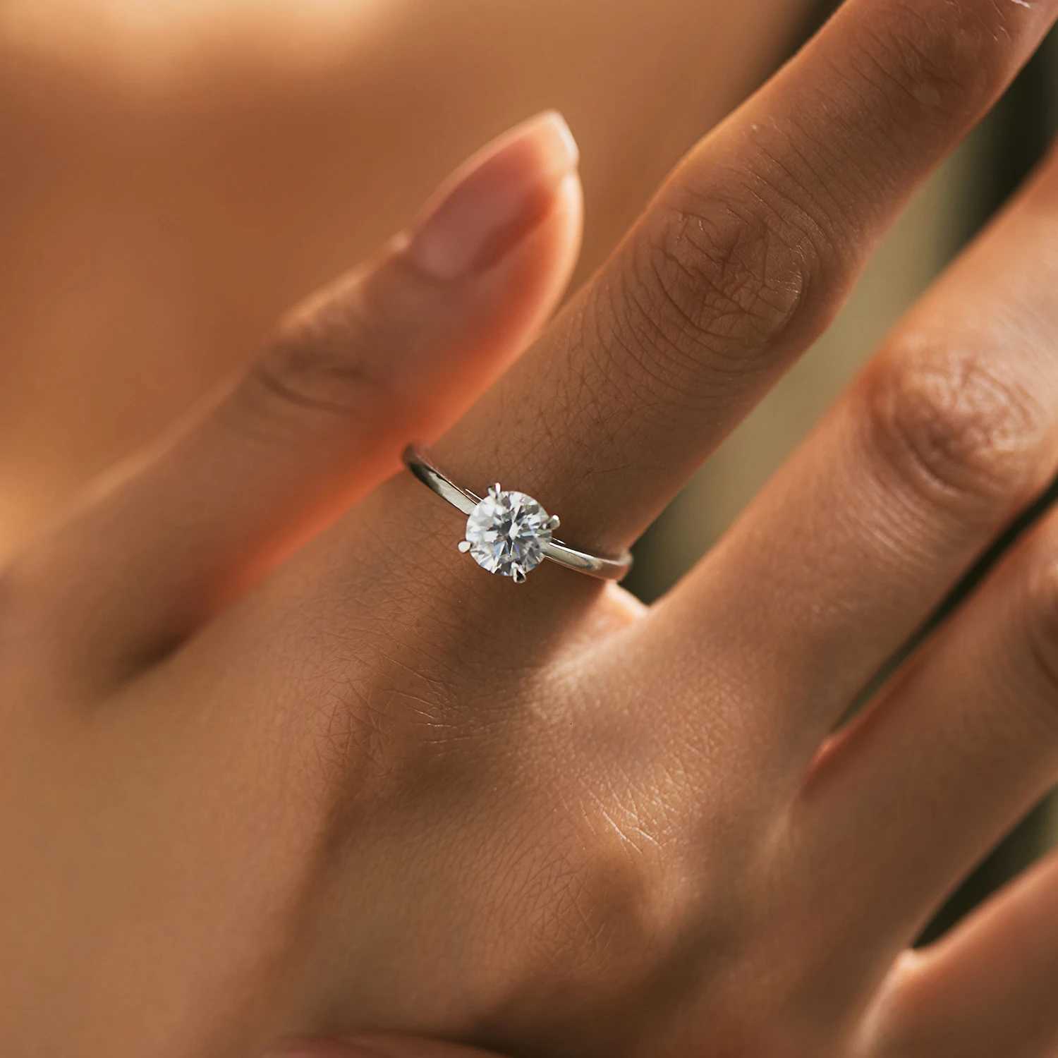 MODIAN 1CT D Color Round High Quality Moissanite Ring For Women 925 Sterling Silver Romantic Wedding Engagement Band Jewelry H260320 - view 3