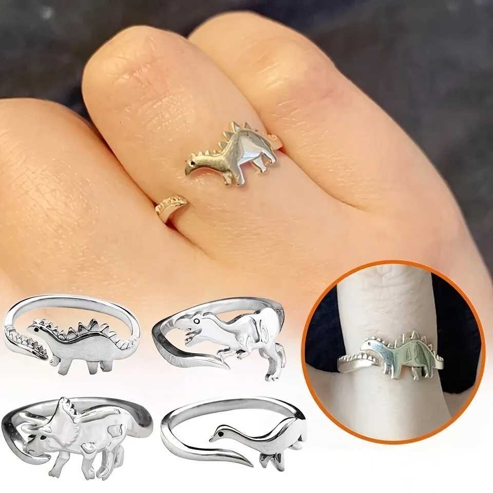 Retro style womens adjustable dinosaur ring - unique Jurassic design simple yet elegant style silver finish comfortable H260320 - view 3
