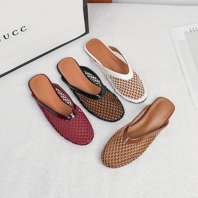 Women's mesh 2026 new model, round toe hollow-out half-slippers, flat large size women's shoes 35-44, closed-toe slippers