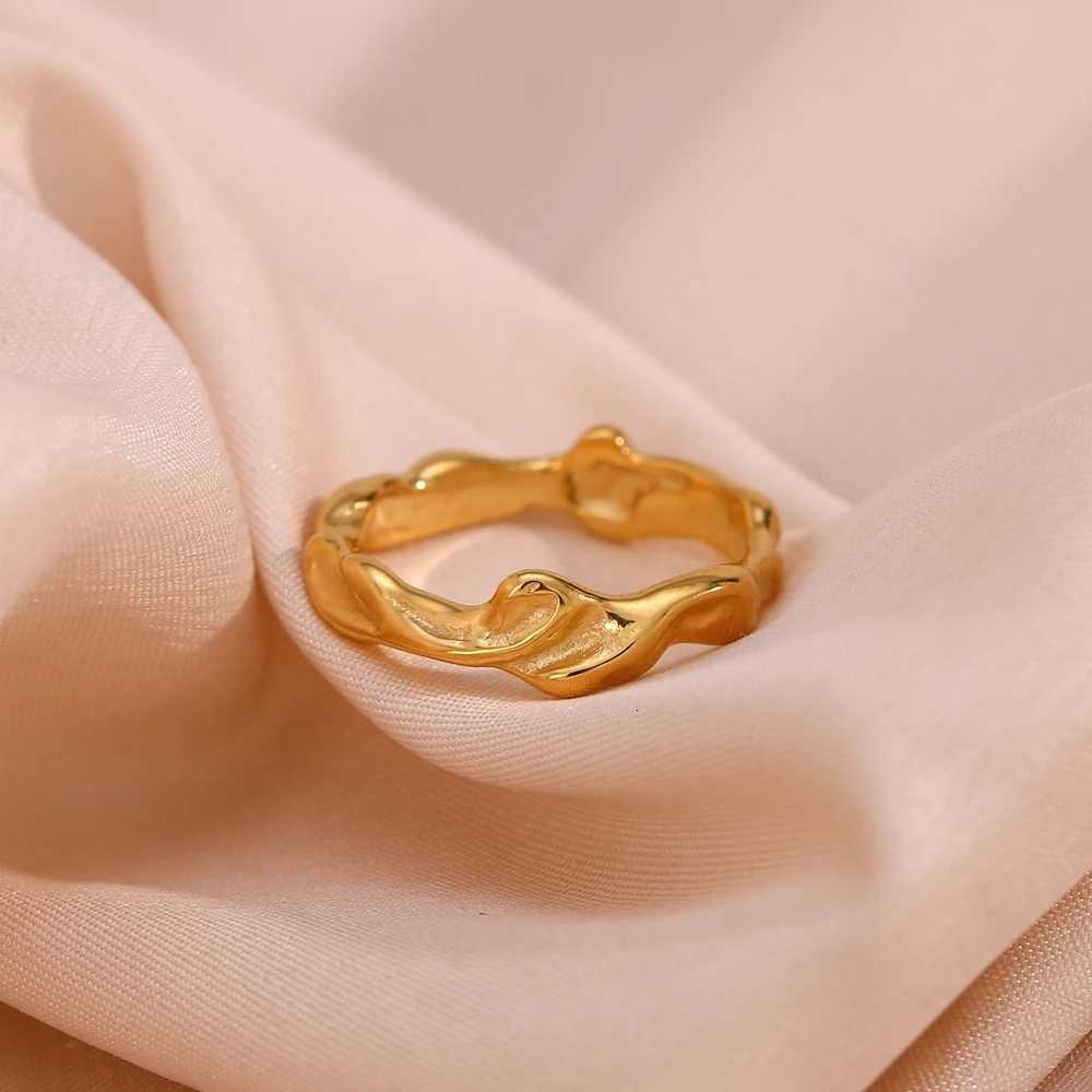 Casting Irregular Water Wave Hammered Gold Plated Index Finger Rings For Woman Minimalist Basics Stainless Steel Rings Jewelry H260320 - view 5