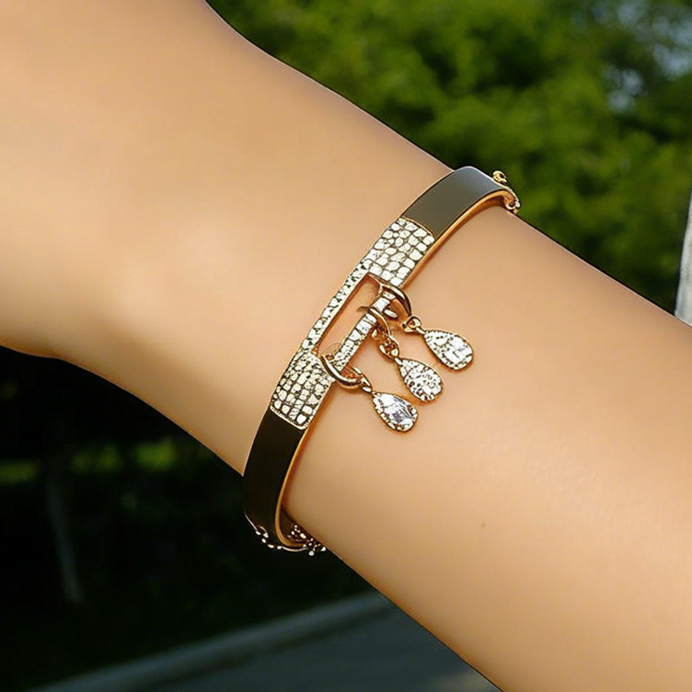 2026 New Fashion Geometry Bracelets Micro Paved Bling CZ For Women Gold Plated Classic Jewelry