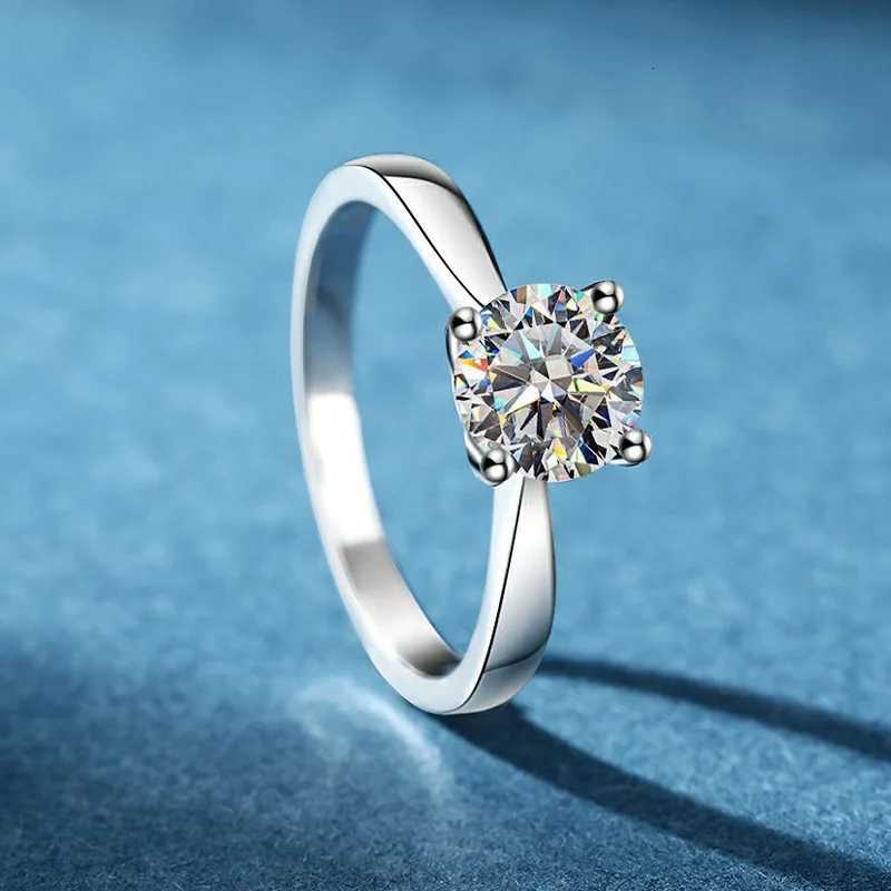 Womens Exquisite 1 Moissanite Ring PT950 Platinum Prong Plain Band Ring for Friend Gift Selection H260320 - view 3