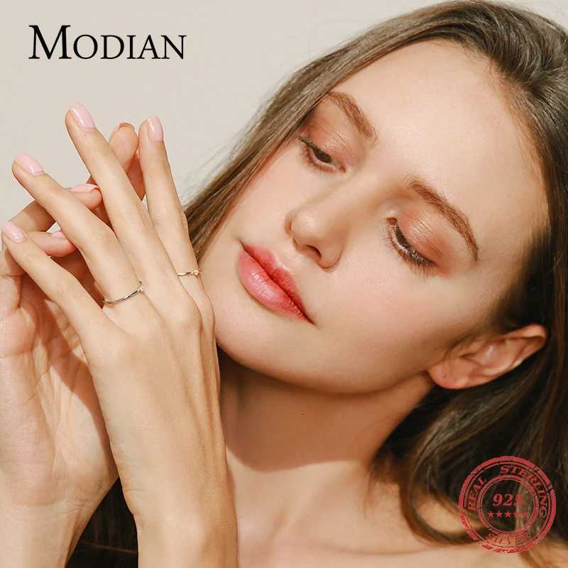MODIAN Exquisite D Color Round Moissanite Finger Rings 925 Sterling Silver Classic Twinkling Wedding Jewelry For Women Gifts H260320 - view 5