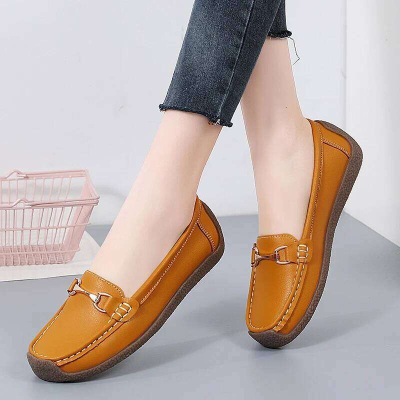 2024 New Women Flats Leather Moccasins Sneakers Woman Casual Slip-on Loafers Female Boat Shoes Big Size 44