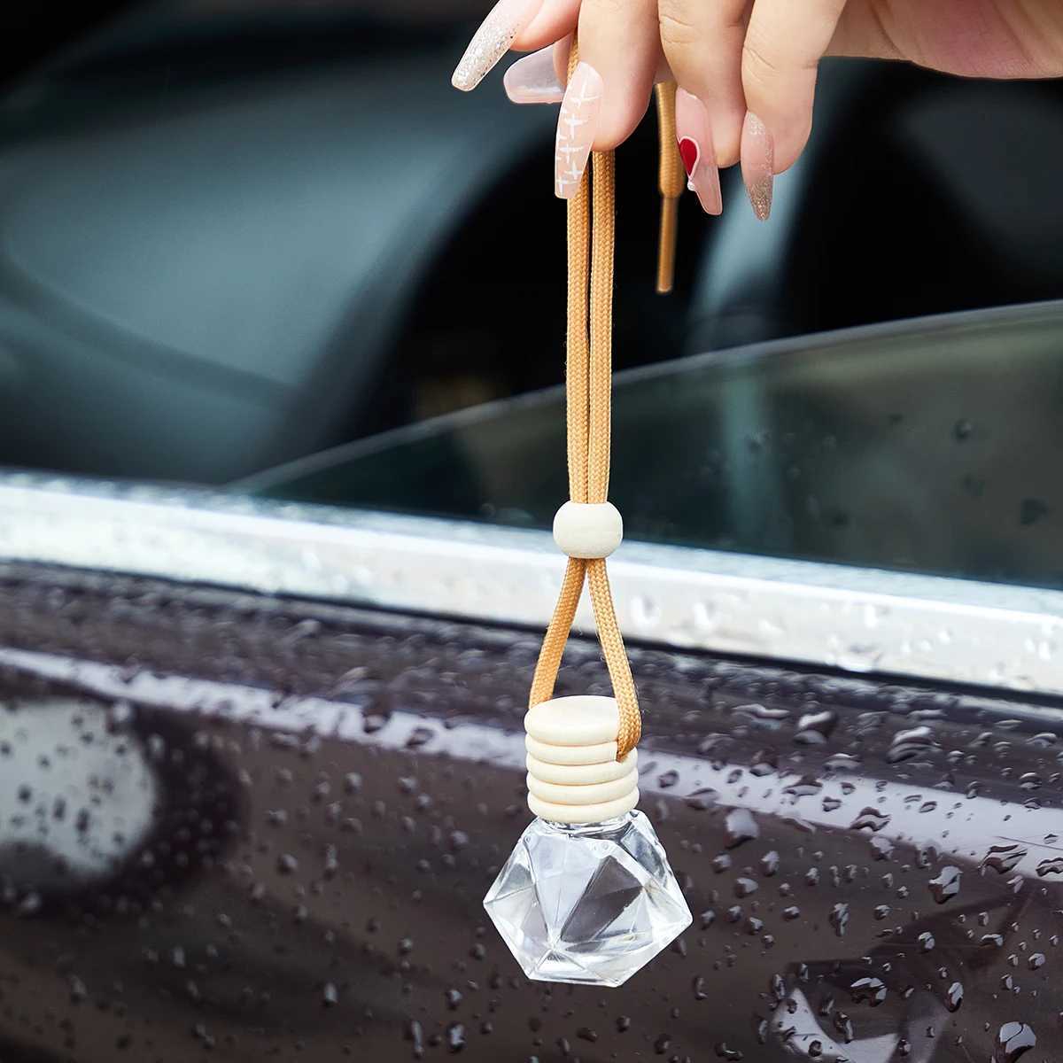 4pcs Fragrant woody car air freshener - a long-lasting fragrance suitable for car interiors suitable for home and car use H260319