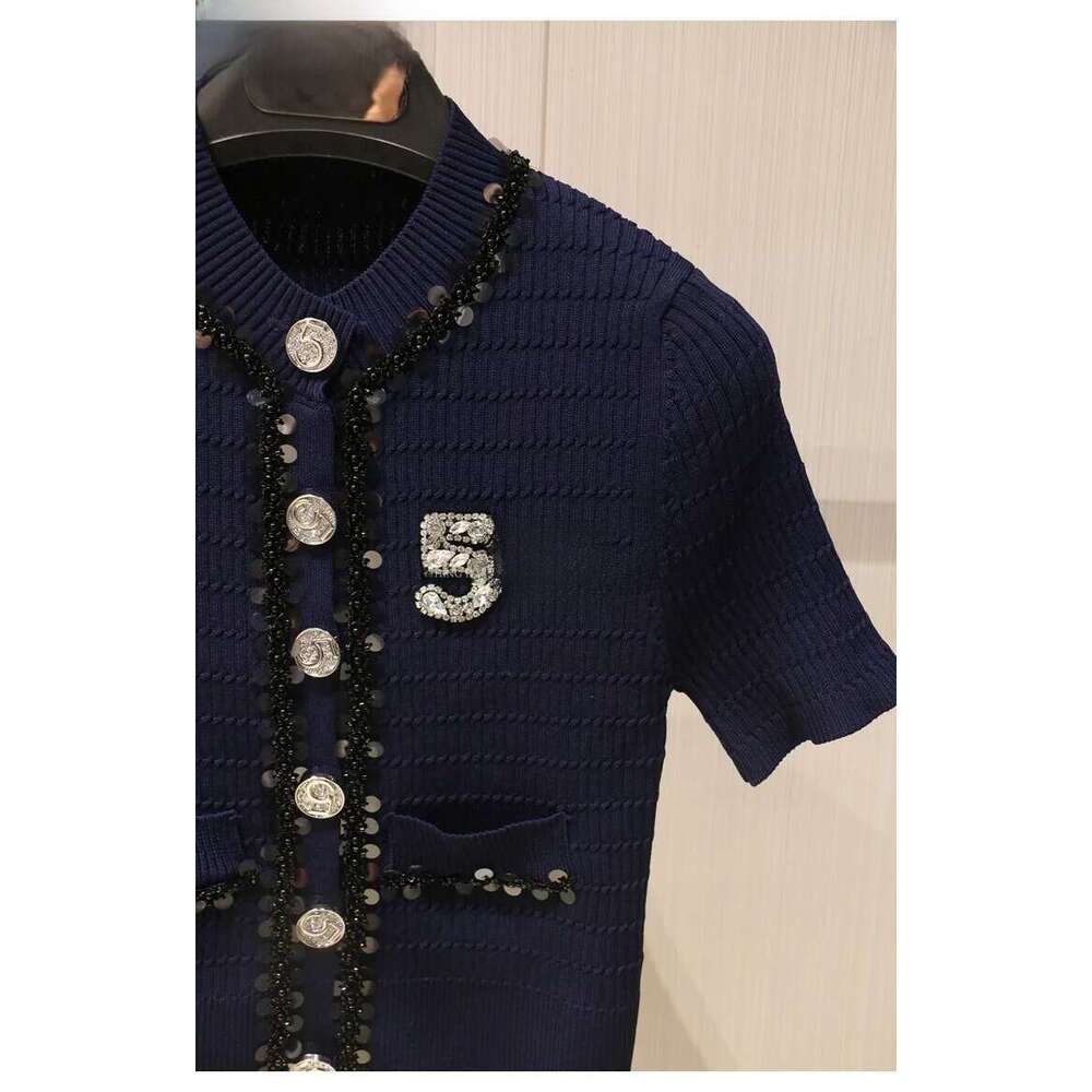 French-Style Fashion Round-Neck High-End Metal Buckle Short-Sleeve Sequin Knit Spring-Summer New Women's Slim Cardigan Top MAKOUFEI