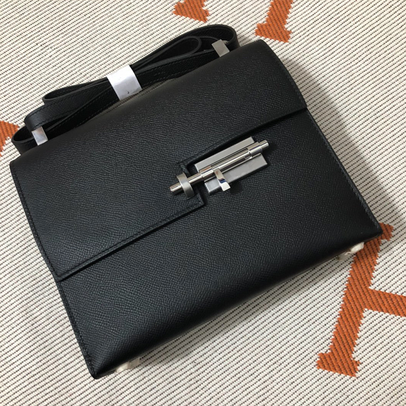 Verrou Designer Luxury High Quality Latch Style Lock Hook Classic Men's And Women's Single Shoulder Bag Fashionable Casual Simple Handbag Gun Bag Wallet