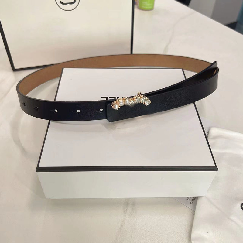 luxury Designer belt women Pearl Diamond Genuine leather material classic buckle casual width 2.5cm size fashion gift