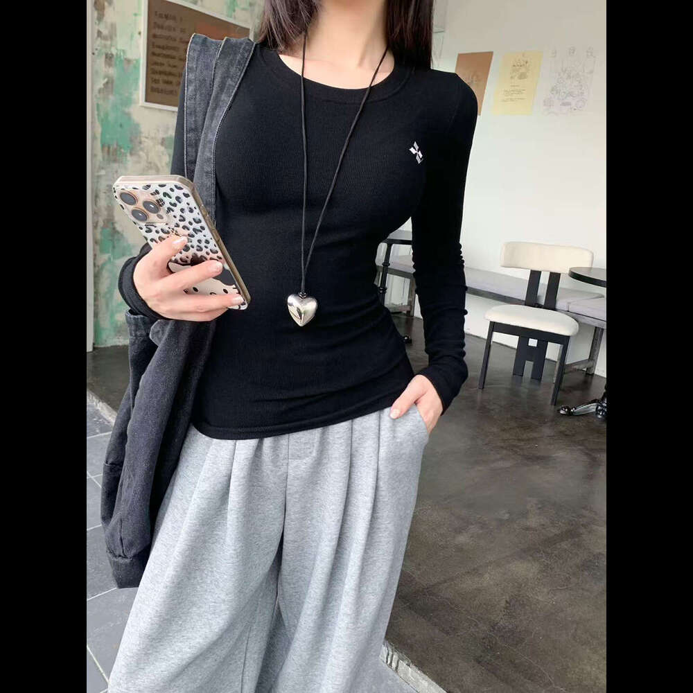 Hot Girl Round Neck Stretchy Embroidered Cross Long Sleeve Top Slim Fit Soft Cozy Autumn And Winter Base Shirt T-Shirt For Women Luanyun