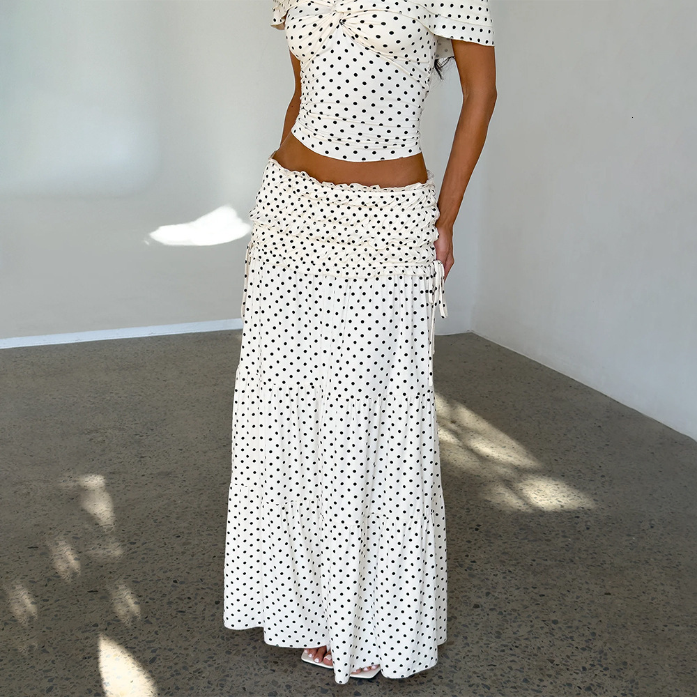 Cross-border polka dot set, European and American 2026 summer new style, off-shoulder top with pleated long skirt set
