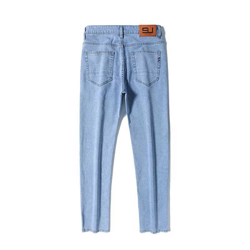 2024 Summer New Mens Thin Light Blue Slim Fit Jeans Fabric Business Fashion Elasticity Denim Trousers Male Brand Pants D260320